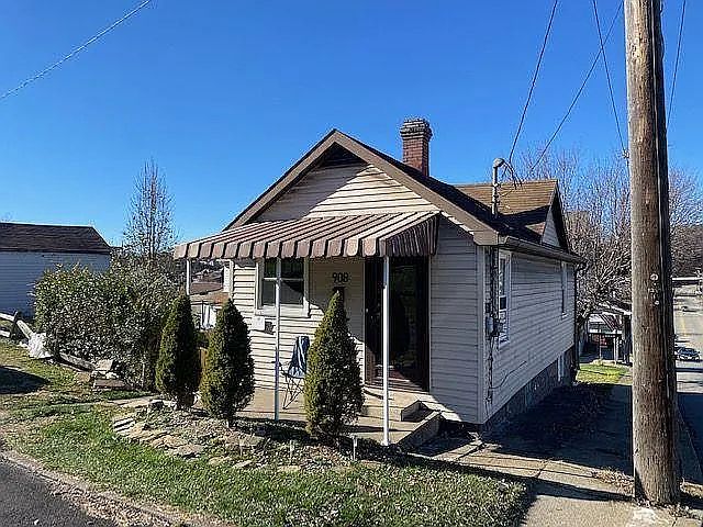 1st image of 906 Harrison Ave