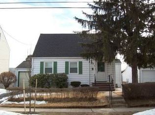 191 Grove Ave, Woodbridge, NJ 07095