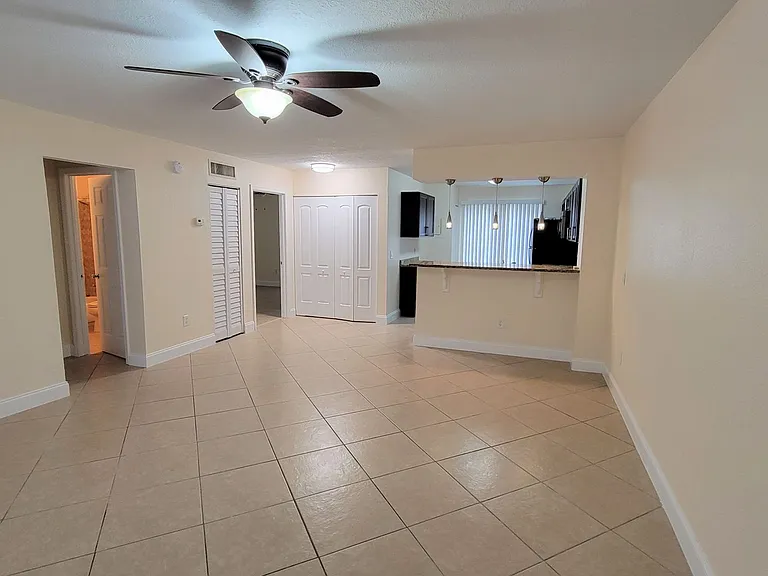 3651 N Goldenrod Rd #E105 — Photo 3