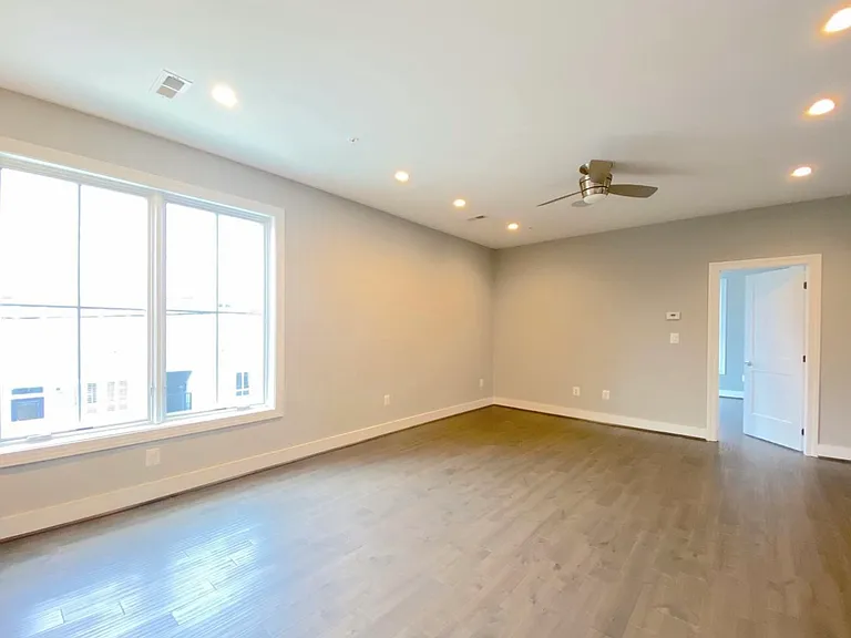 625 Park Rd NW #207 — Photo 6