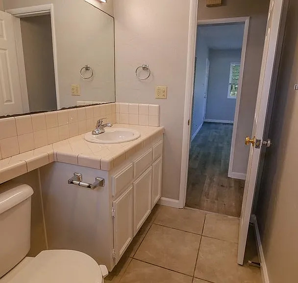 1050 Hornblend St — Photo 15