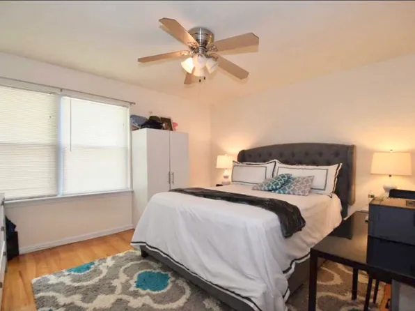 45 Evergreen Street image 8 of 11