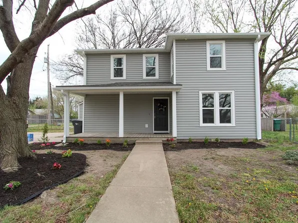 1203 N High St, Newton, KS 67114