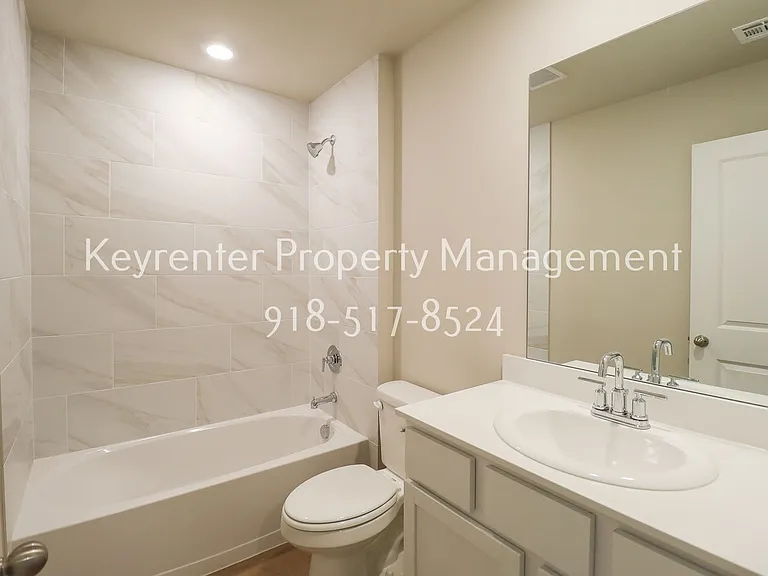 15610 S 75th East Ave — Photo 7