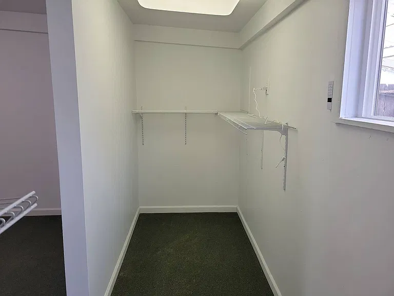 225 E C St — Photo 12