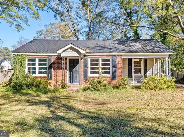 1239 Herndon St, Griffin, GA 30223
