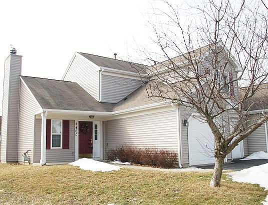1st image of 2460 Applewood Ln