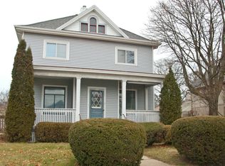 2211 S 8th St, Sheboygan City, WI 53081