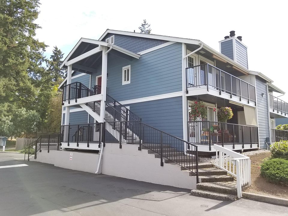 1st image of 3040 125th Ave SE APT 9