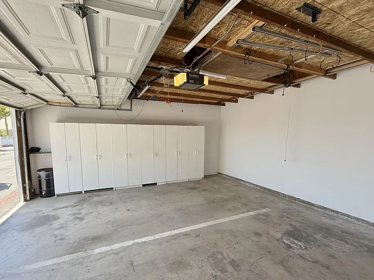 400 N Myers St N #10 — Photo 16