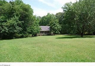 2nd image of 323 Forest Ave