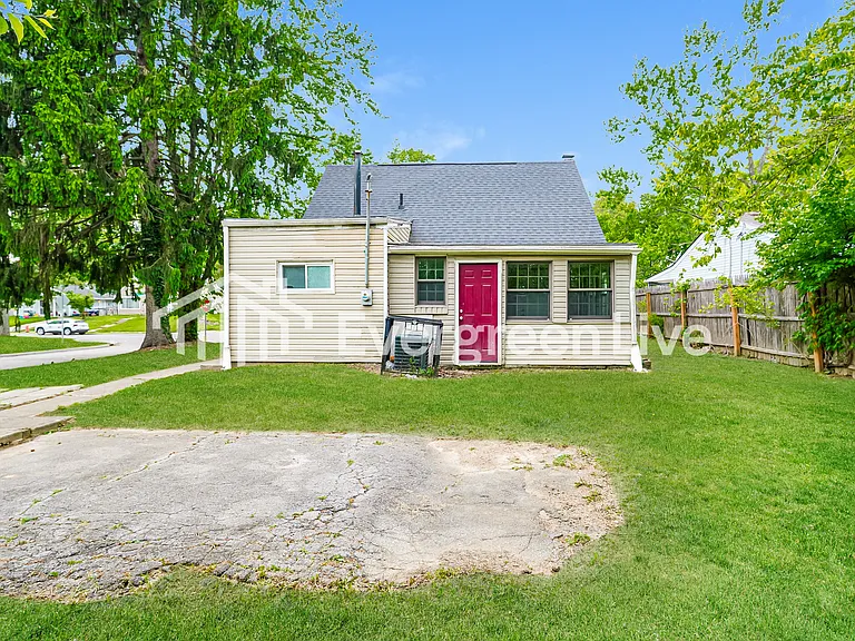 2448 Dawnlight Ave — Photo 15