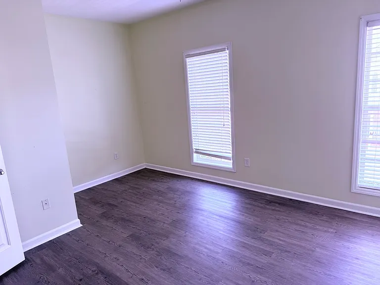 104 Saint Charles Pl — Photo 16