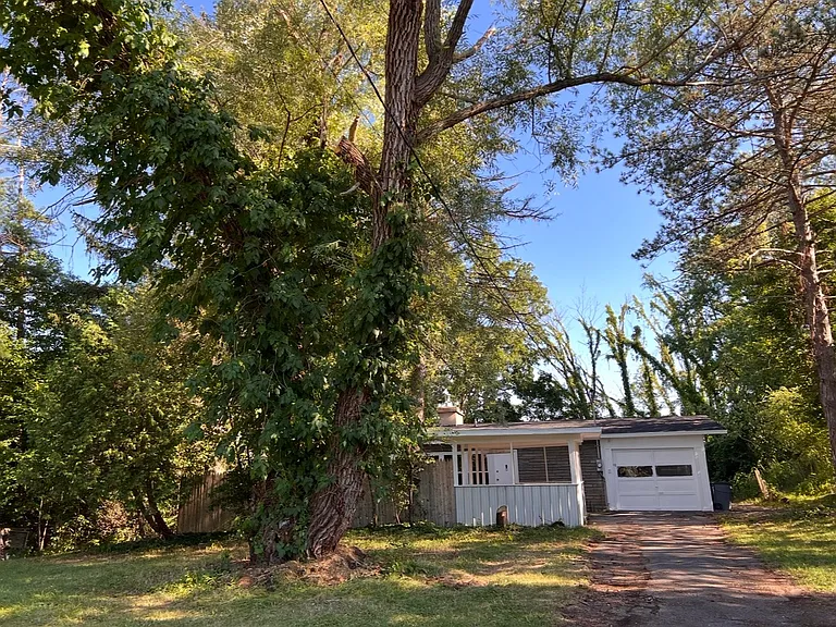 6756 Kinne Rd — Photo 1