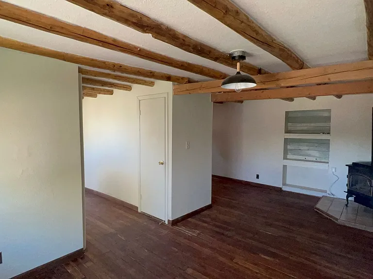 225 N Washington St — Photo 18