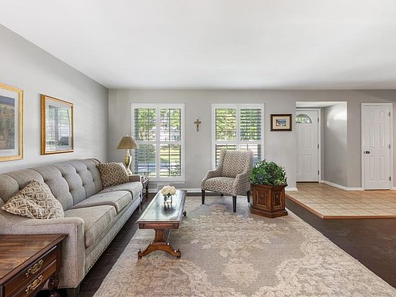 4th image of 2802 Cedar Hill Rd
