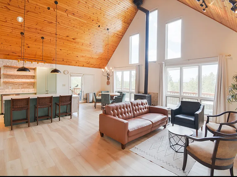 44 Columbine Ct — Photo 12