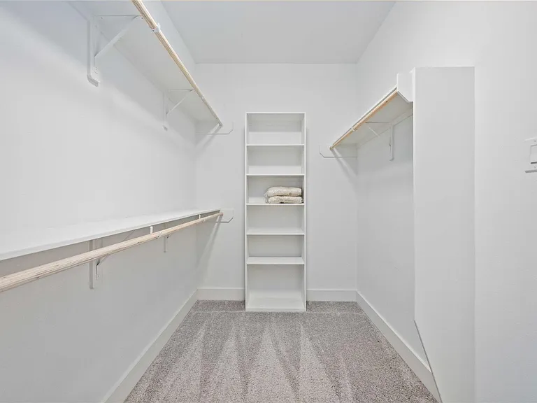 1324 W Pierce St — Photo 19
