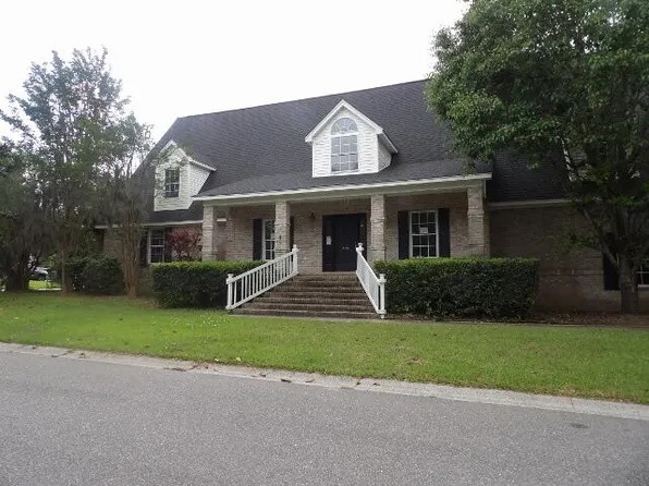 301 Archibald Dr, Goose Creek, SC 29445