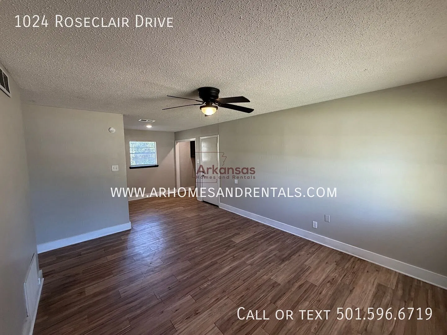 1/2 Off First Month's Rent ~ 1024 Roseclair Drive 3 Bedrooms | 1 Bathroom — Photo 3