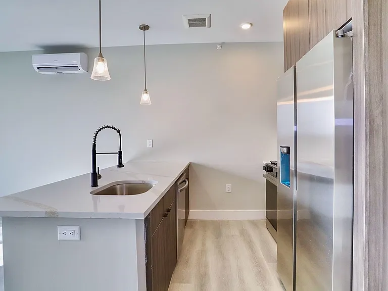 3516 John F Kennedy Blvd #505 — Photo 4