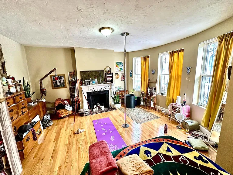 17 Highgate St #3 — Photo 6