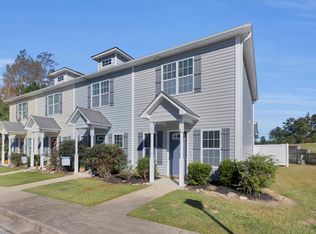 118 Parrot Landing Dr, Hubert, NC 28539