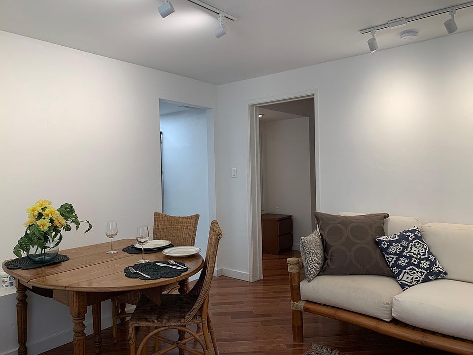 Living/ Dining room