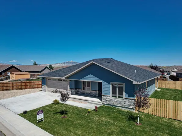3213 Lame Deer Ave, Cody, WY 82414