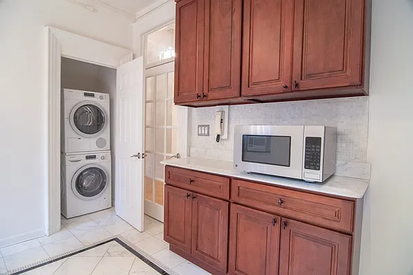 Rented by WAM Partners - William Moses Co. | media 16