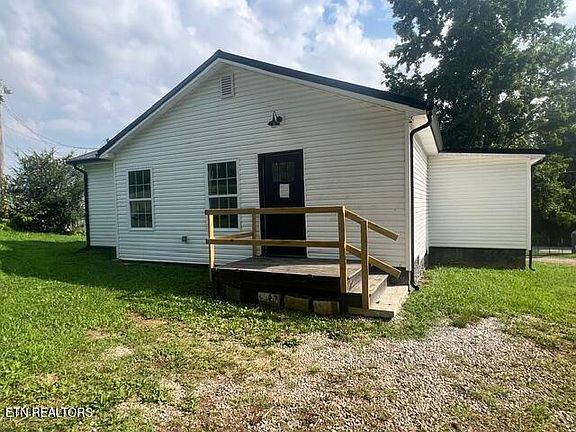 2nd image of 1104 Davis Chapel Rd