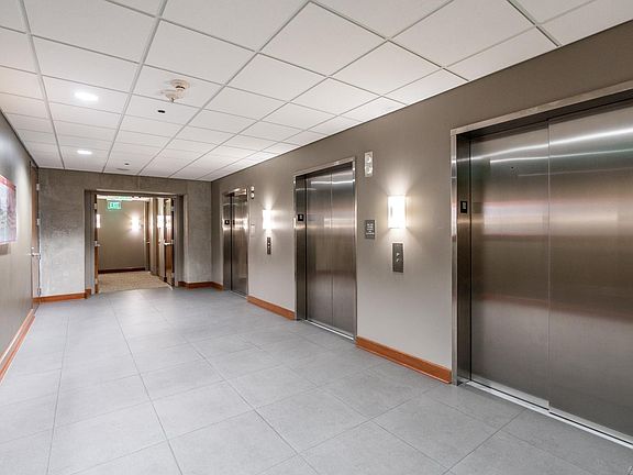 4th image of 315 Rock St #1006