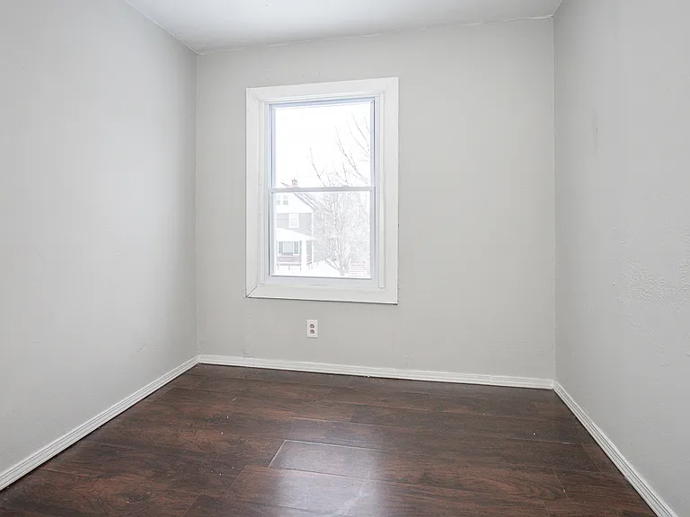 3409 W 86th St — Photo 9
