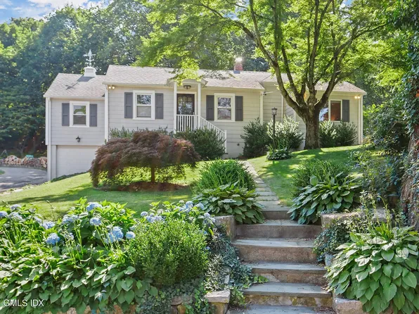 49 Grey Rock Dr, Greenwich, CT 06831