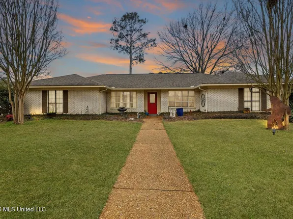 229 Greenfield Pl, Brandon, MS 39047