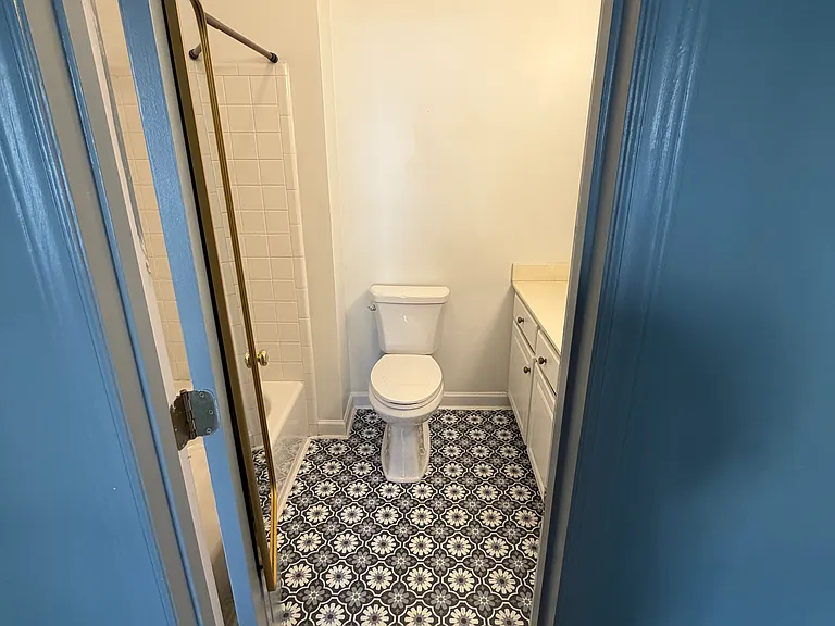 6166 Loch Laural Ln — Photo 55
