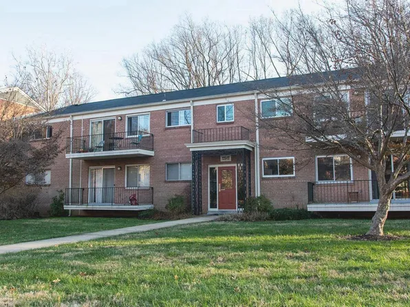 10649 Weymouth St APT 103, Bethesda, MD 20814