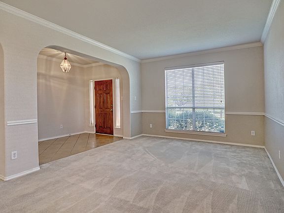 4th image of 8305 Rolling Rock Dr
