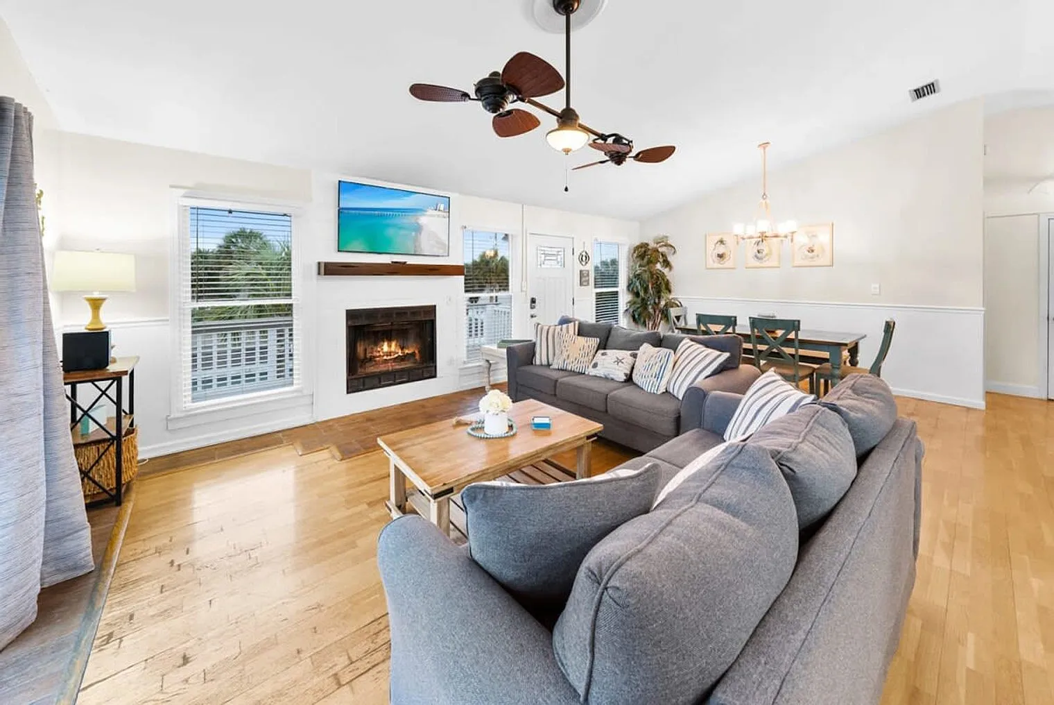 4 bed, 4.0 bath, 2497 sqft, $6,083 — Photo 3
