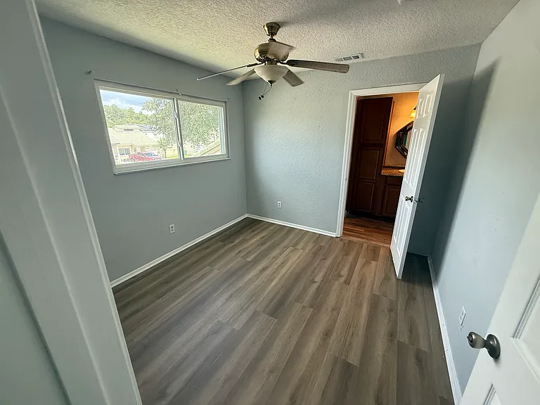 1345 Winter Green Way — Photo 8