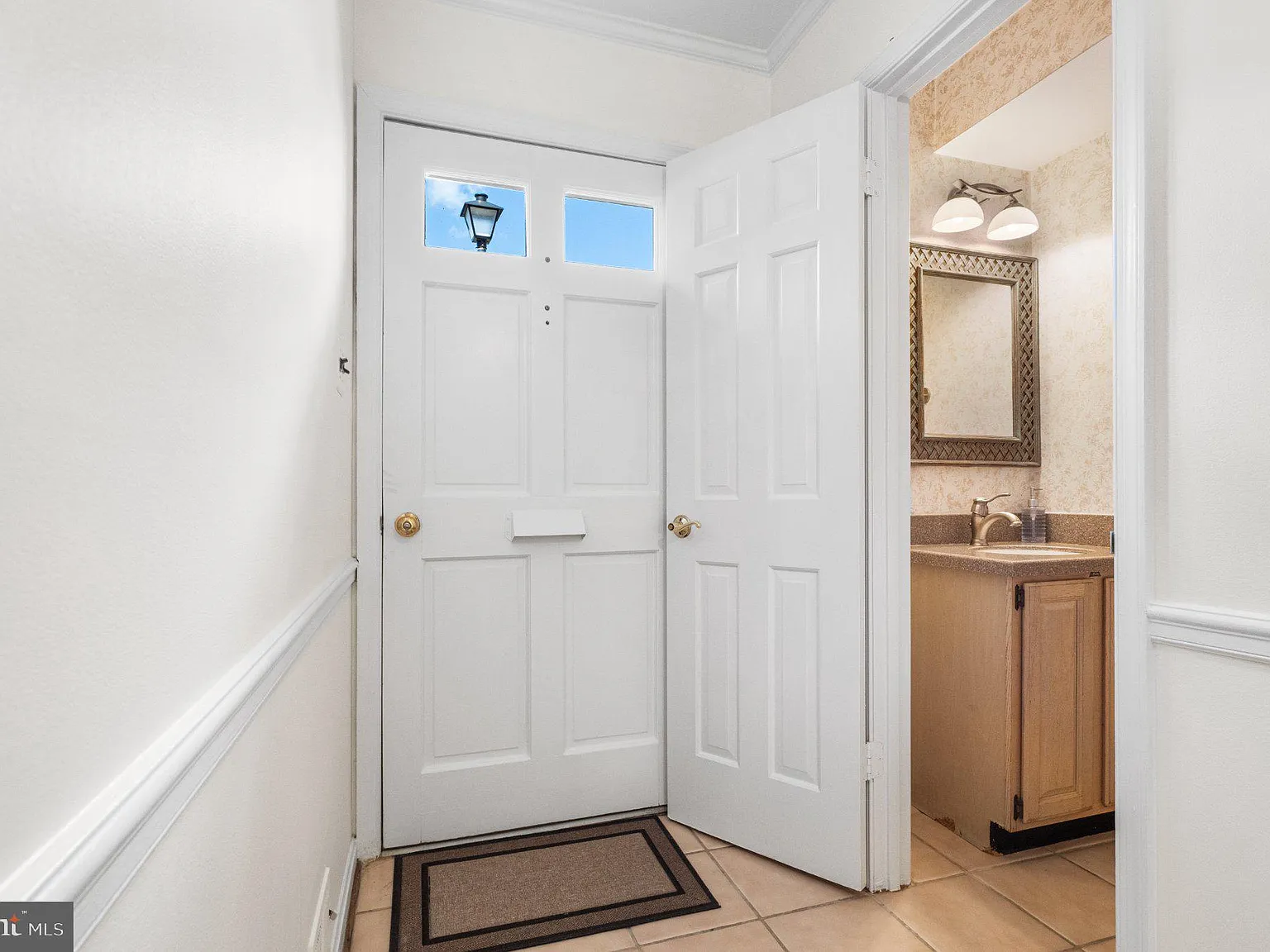 4 bed, 3.5 bath, 1628 sqft, $4,800 — Photo 4