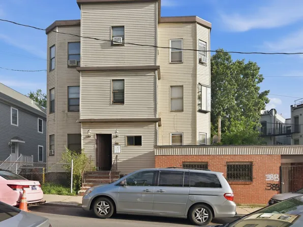 38-38-38A Browning Ave, Dorchester Center, MA 02124