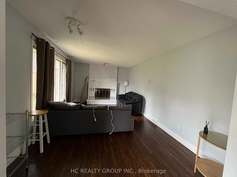 32 Chesham Ave — Photo 7