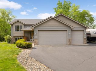 13770 Foxhill Ave N, Hugo, MN 55038