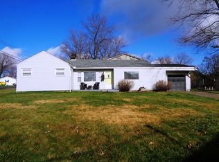 4316 Fruitland Ave, Louisville, OH 44641