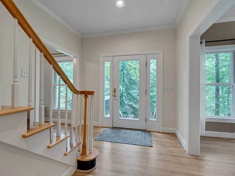 207 Old Forest Creek Dr — Photo 4