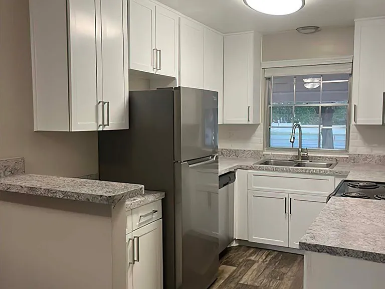 Heritage at Temple Terrace — Photo 26