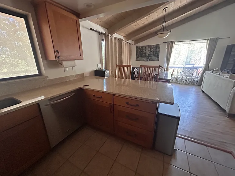 667 Dogwood Dr — Photo 9
