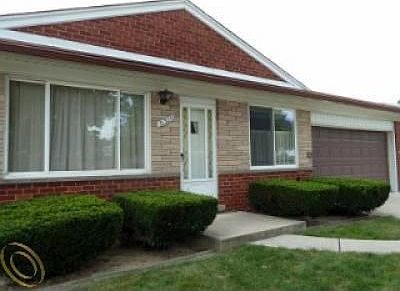 2nd image of 31325 Fairfield Dr