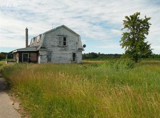 9229 Lake Rd, Montrose, MI 48457